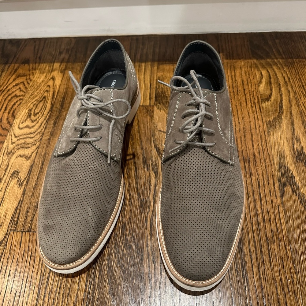 Crown Vintage men’s dress shoes